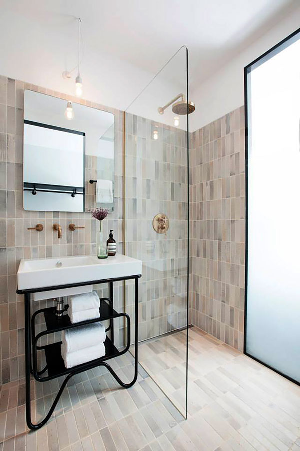 1525038_648482461861618_1942336626_n